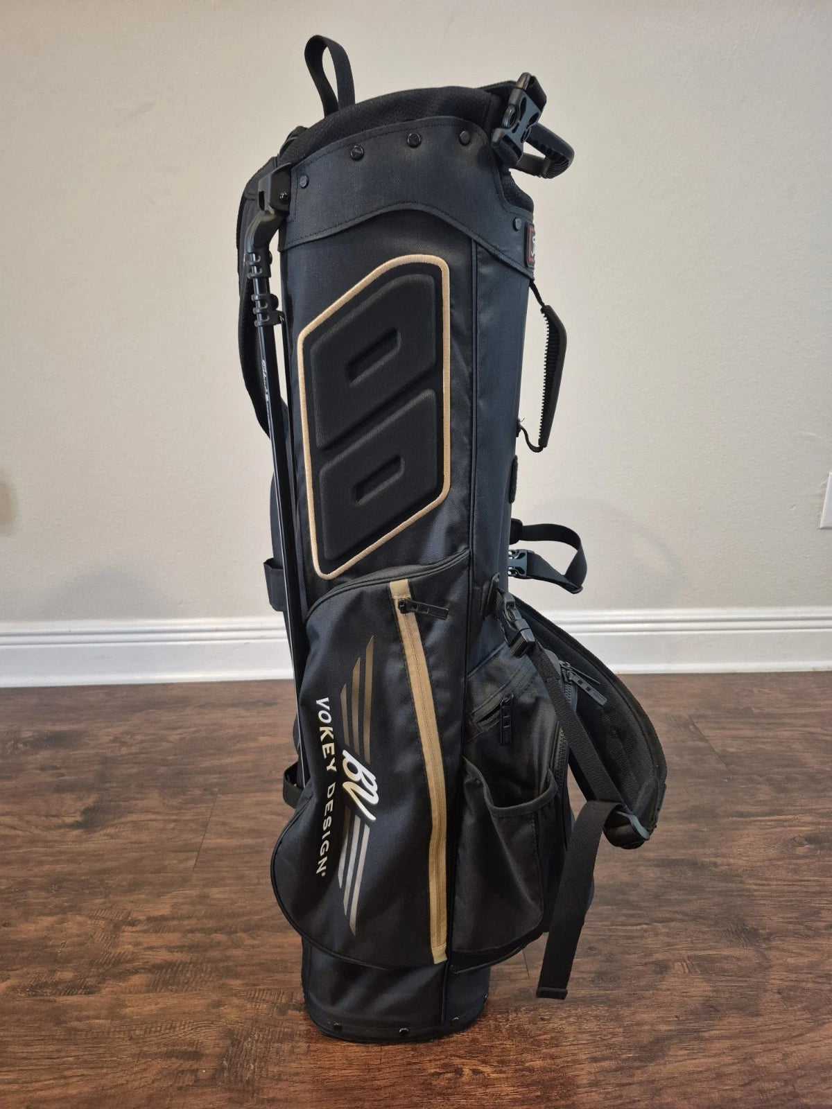 LIMITED EDITION BV VOKEY PLAYERS 4 STAND BAG
